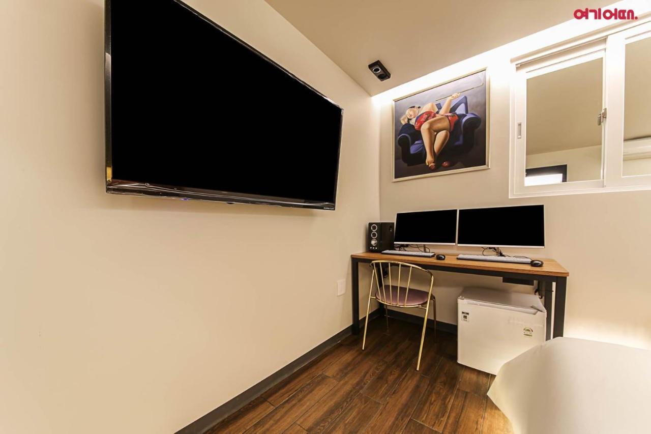 Hotel Yeogijoa Gwangju Metropolitan City Exteriör bild